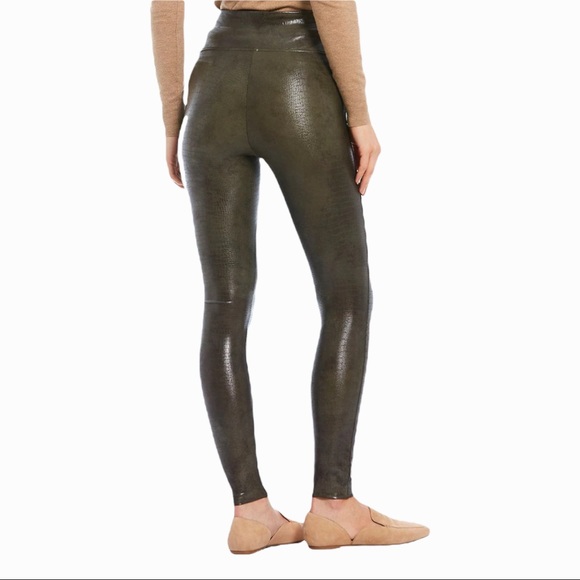 Spanx Faux Leather Croc Shine Leggings in Color Darkened Olive - Picture 3 of 5